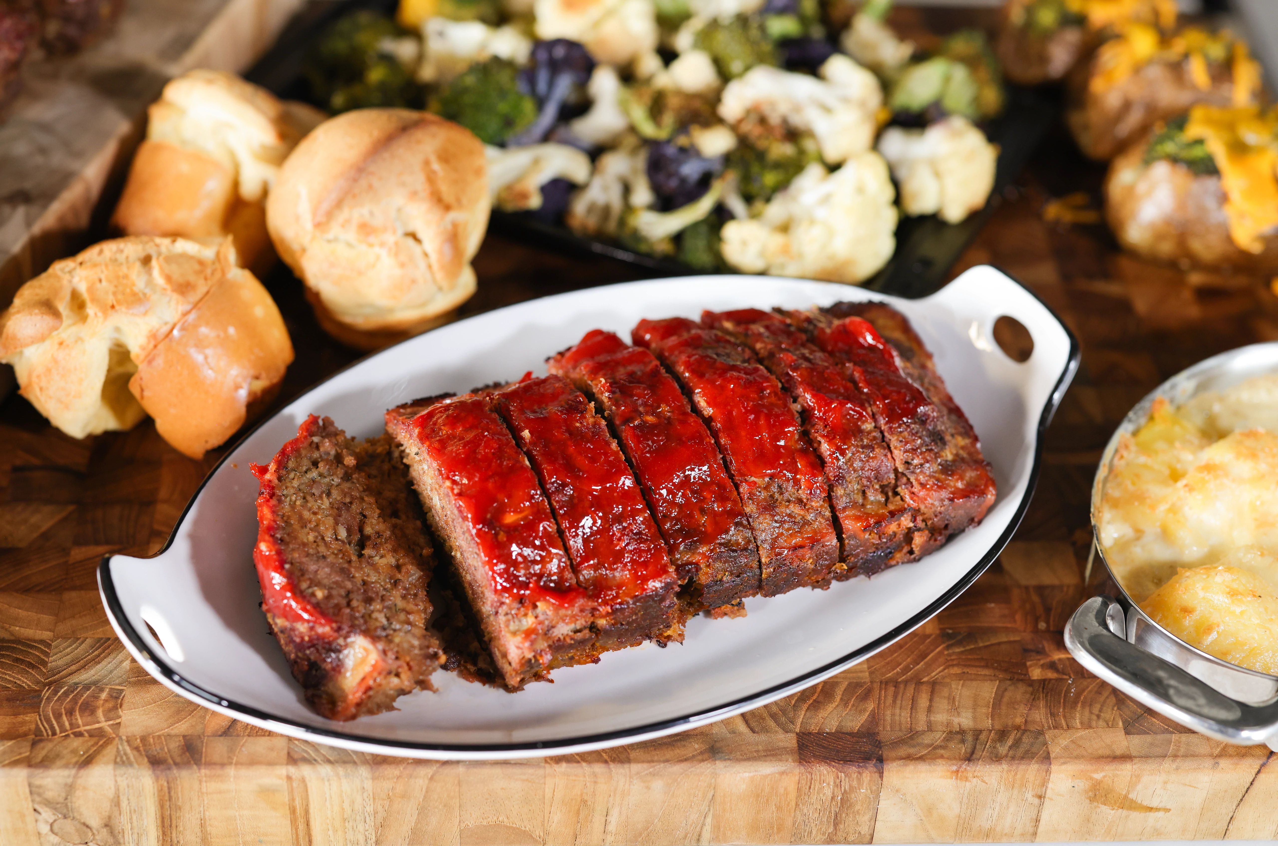 classic-beef-meatloaf-01.jpg